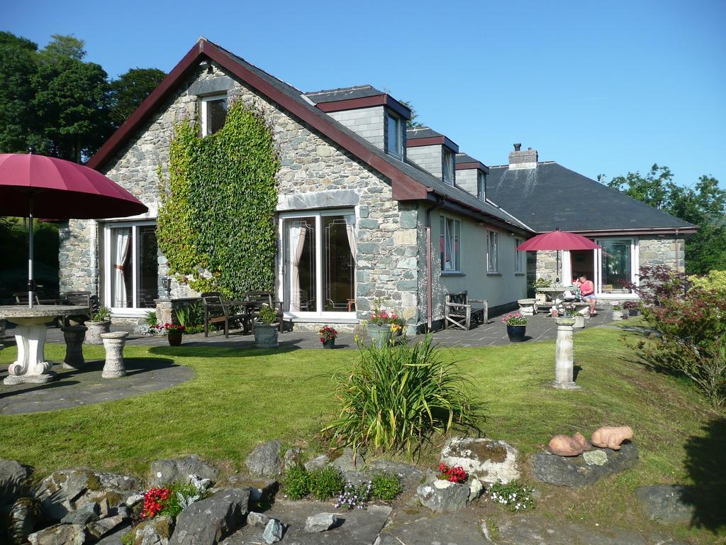 Heulwen Guest House Долгелай Екстериор снимка