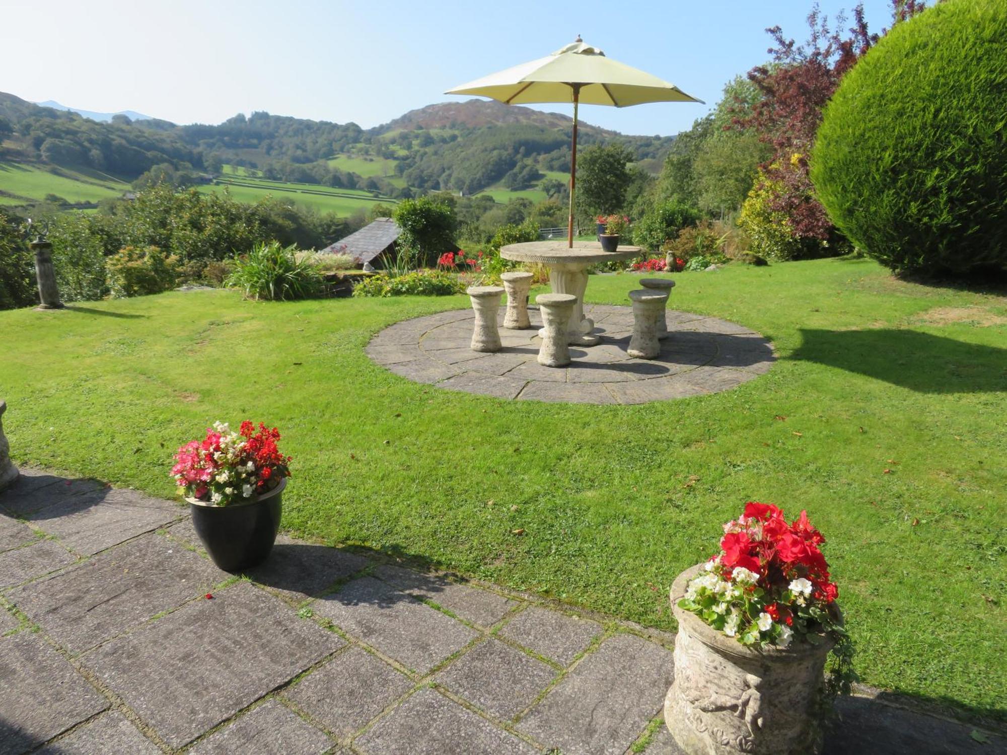 Heulwen Guest House Долгелай Екстериор снимка