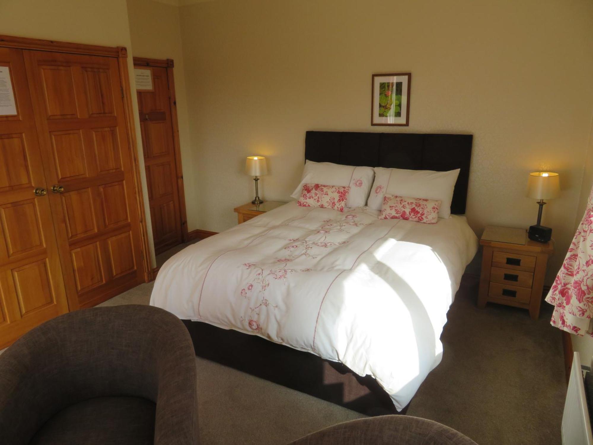 Heulwen Guest House Долгелай Екстериор снимка