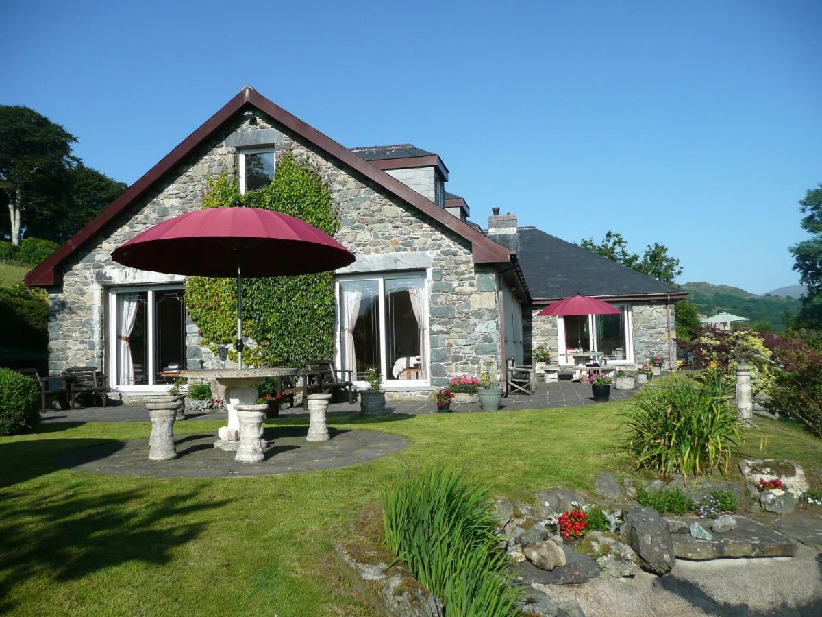Heulwen Guest House Долгелай Екстериор снимка